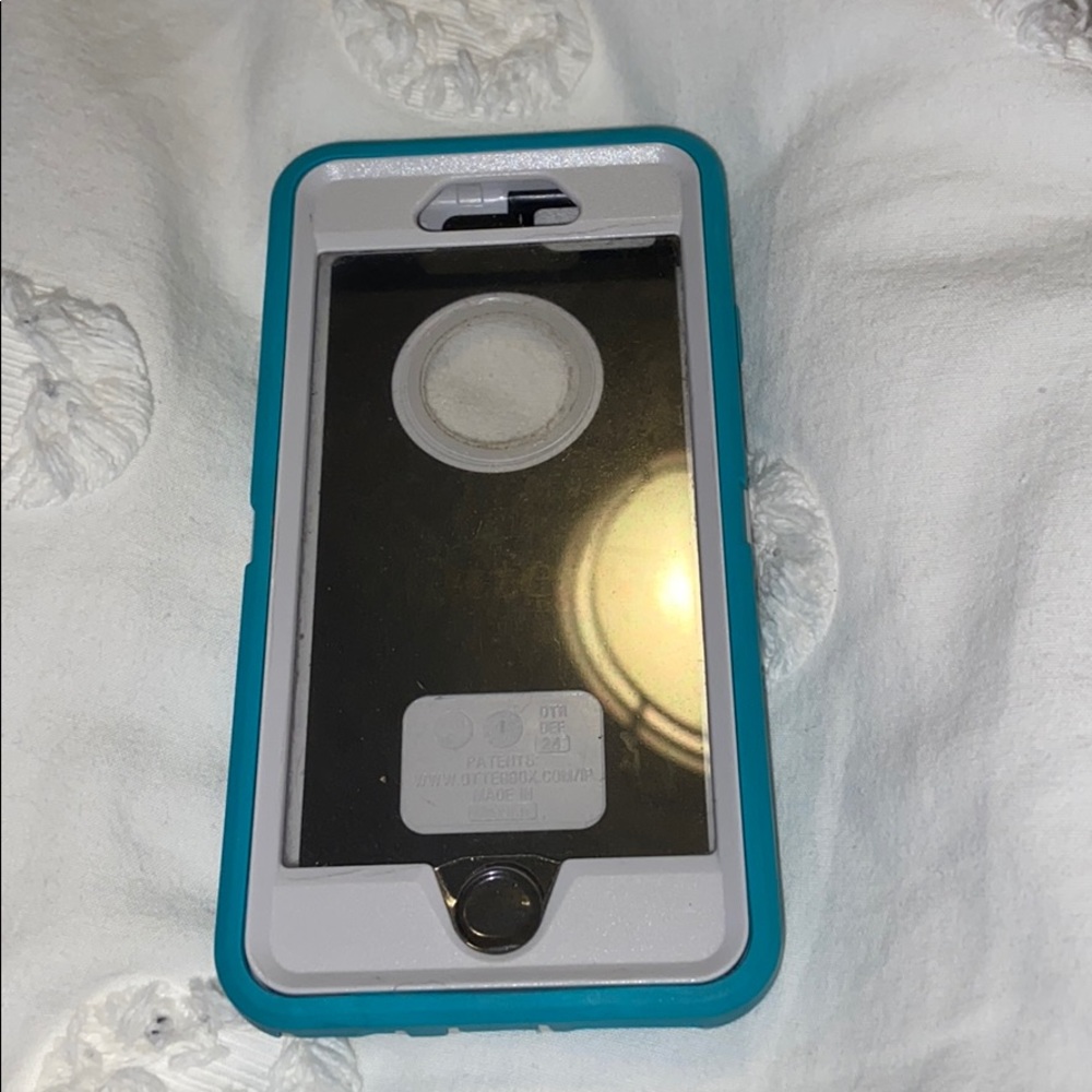 Otterbox - Picture 2 of 2